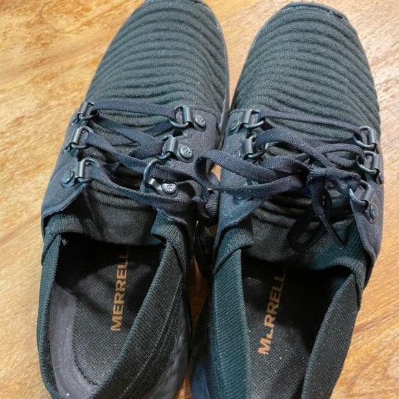 Merrell Shoes - Merrell Women’s Range AC TRIPLE BLACK Shoes SIZE 7 1/2